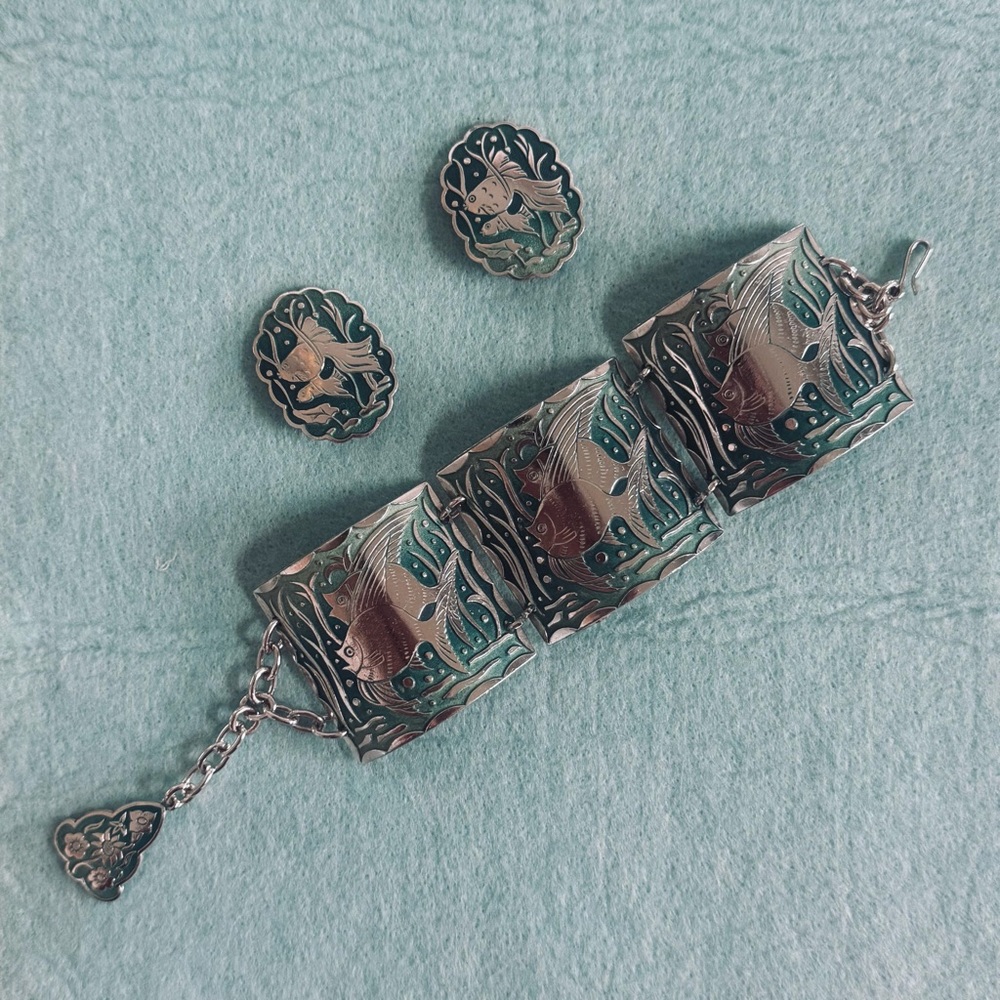 NWOT Silver, Blue & Green Fish Motif Bracelet/Earrings Jewelry Marked W. Germany